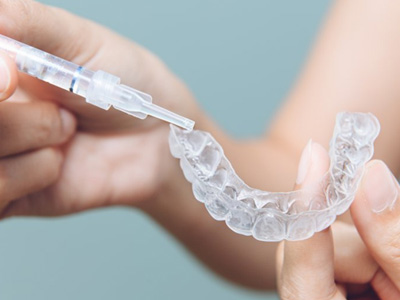 Take-home whitening kit